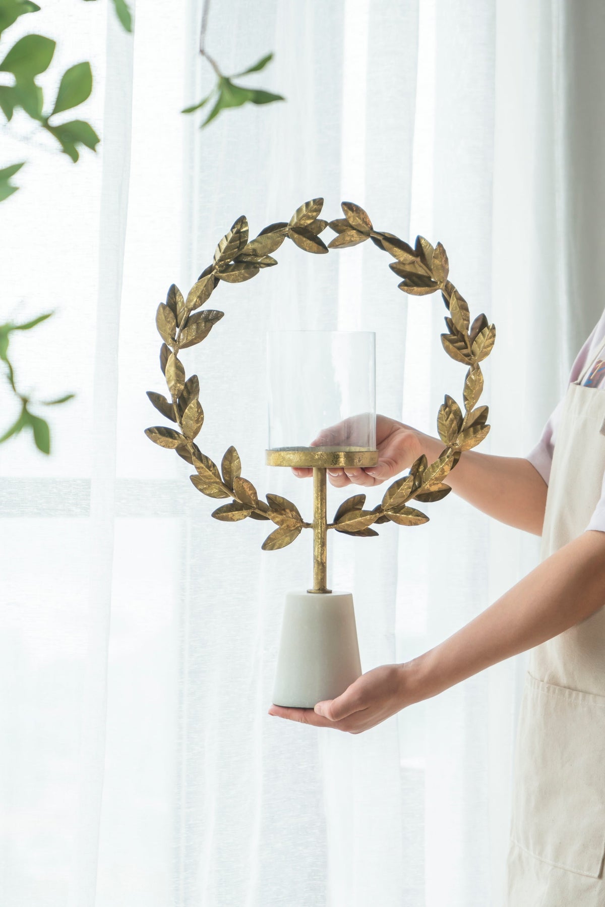 Iron Floral Hurricane Table Lamp with Marble Base - Gold & White