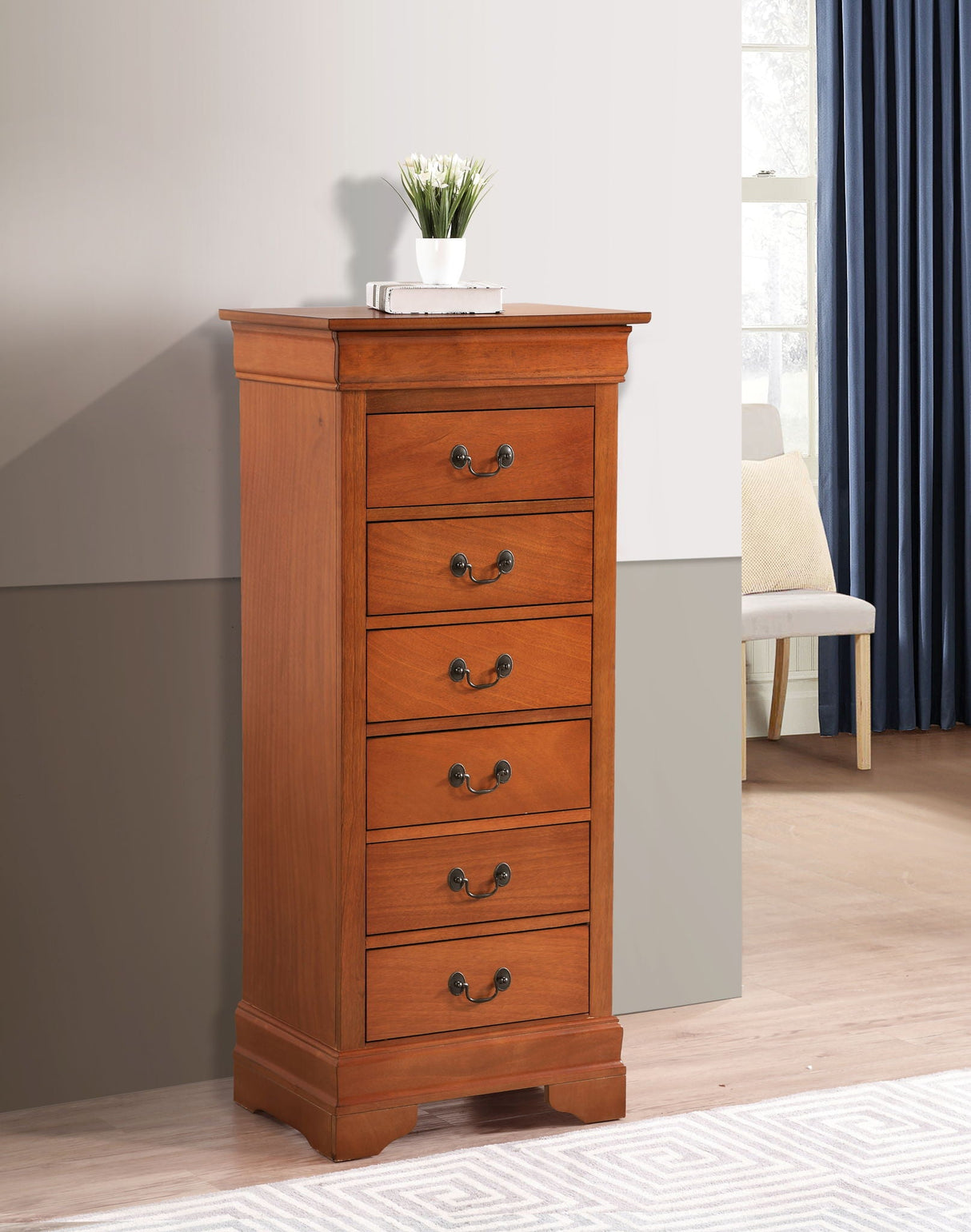 Traditional Style Lingerie Storage Chest Timeless