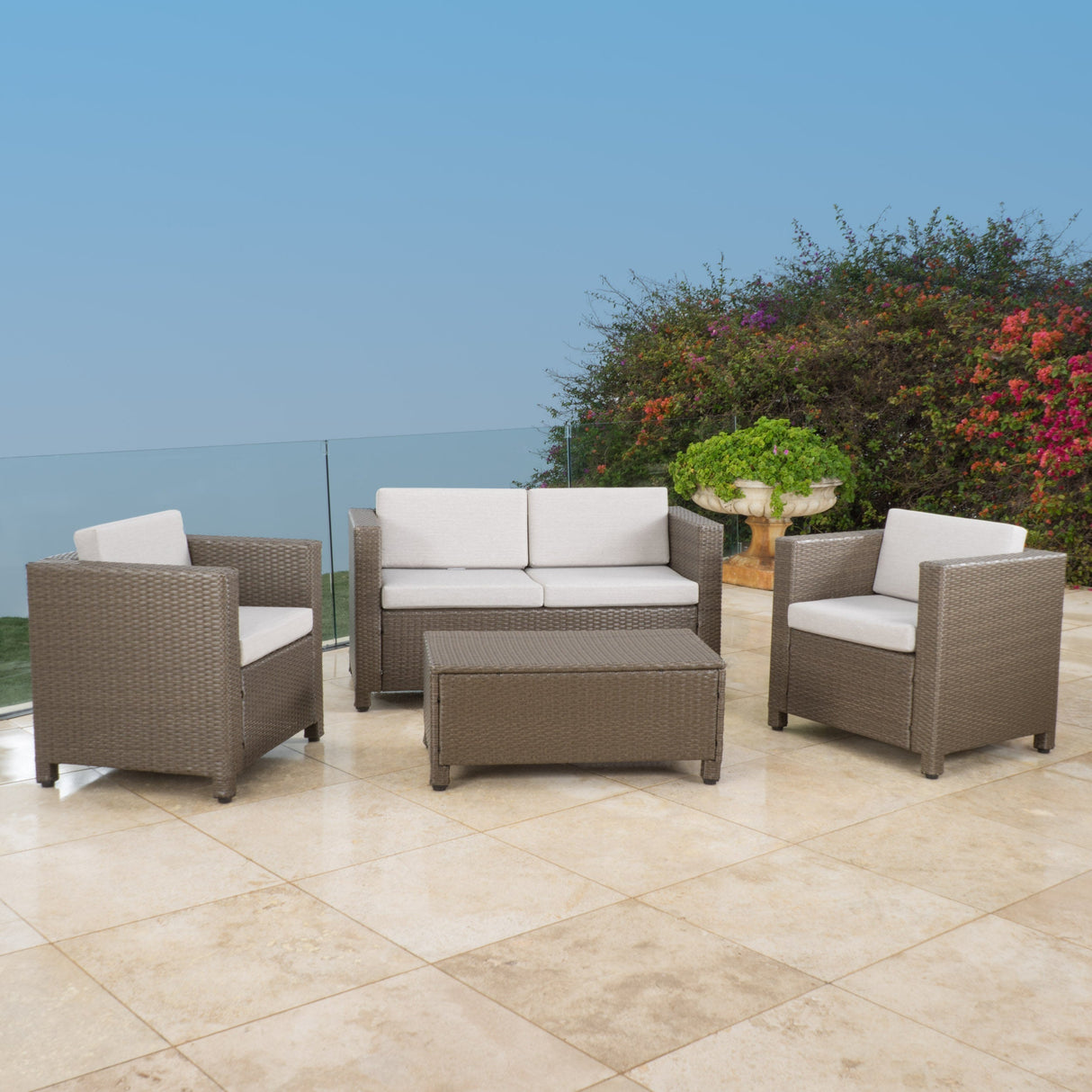 4 Piece Outdoor Set (Beige)