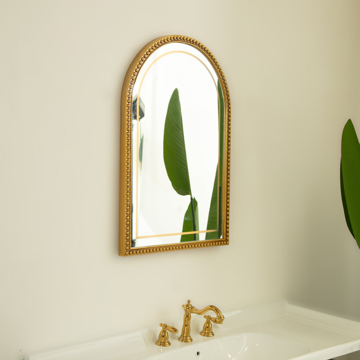 20'' Avri Mirror in Golden Beaded Retro Style