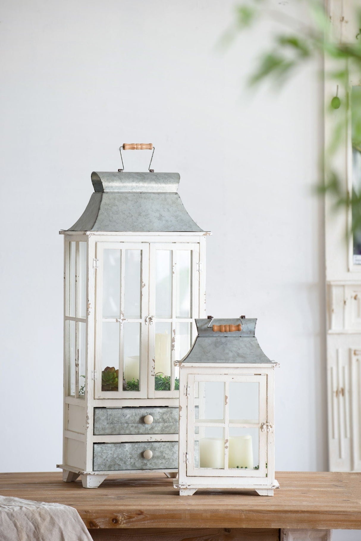 Wooden Candle Lantern DecorativeHurricane Lantern Holder - Ivory
