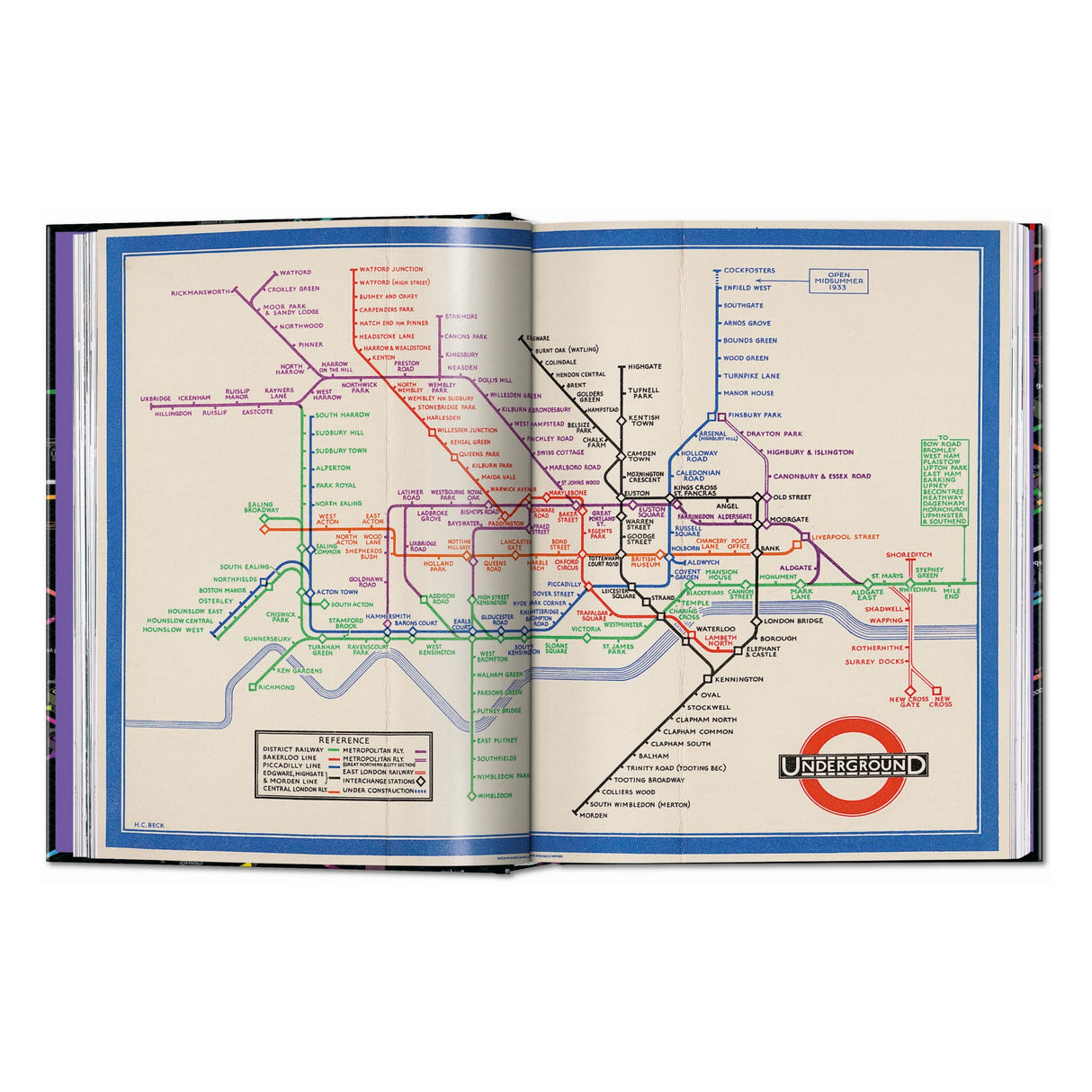 Information Graphics. 45th Ed. (English)