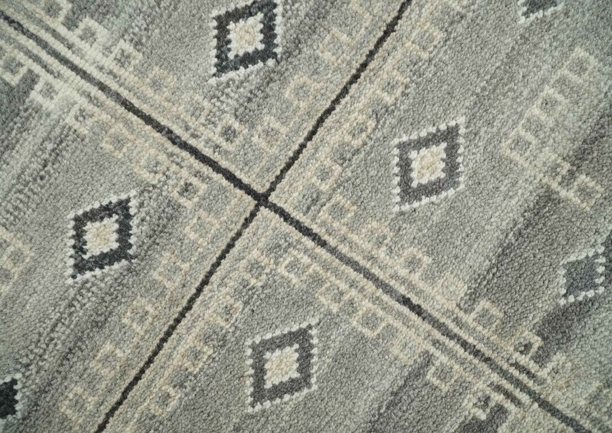 All Natural Wool Hand Knotted Gray , Beige and Ivory Traditional Heriz Serapi Multi Size wool Area Rug, Kids, Living Room and Bedroom Rug