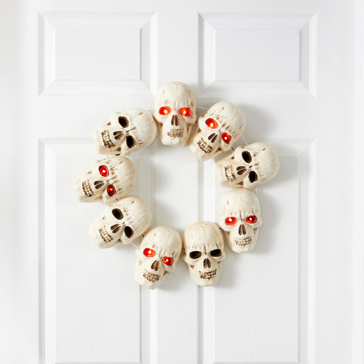 20” Halloween Skull Wreath with Lighted Eyes