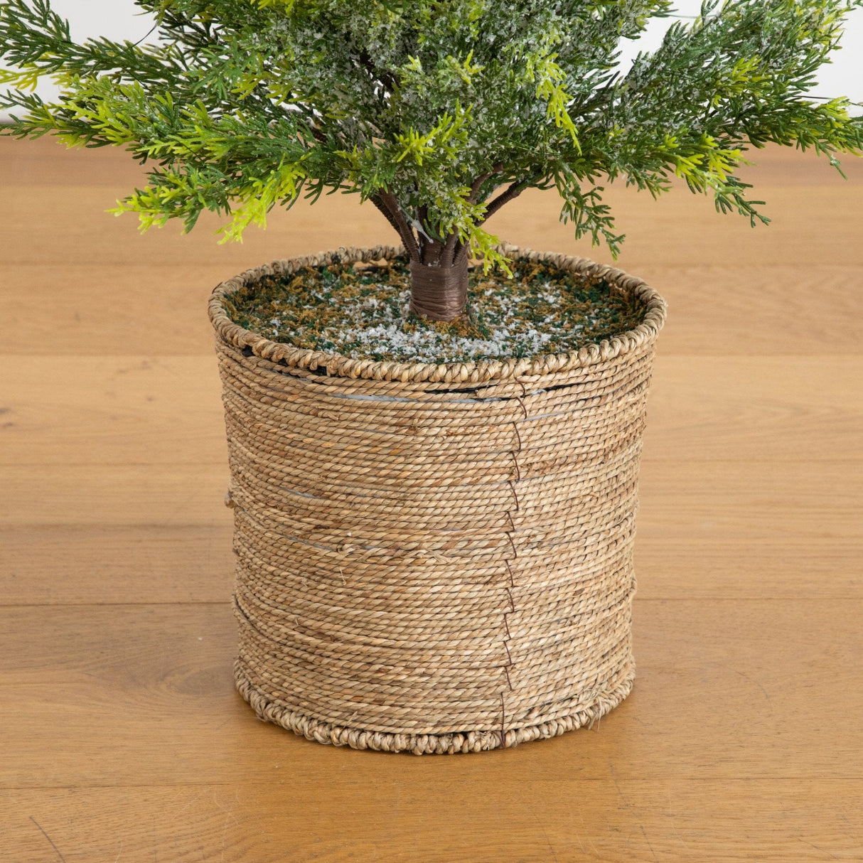 5’ Pre-Lit Artificial Snowed Cypress Christmas Tree with 140 LED Lights in Hyacinth Basket