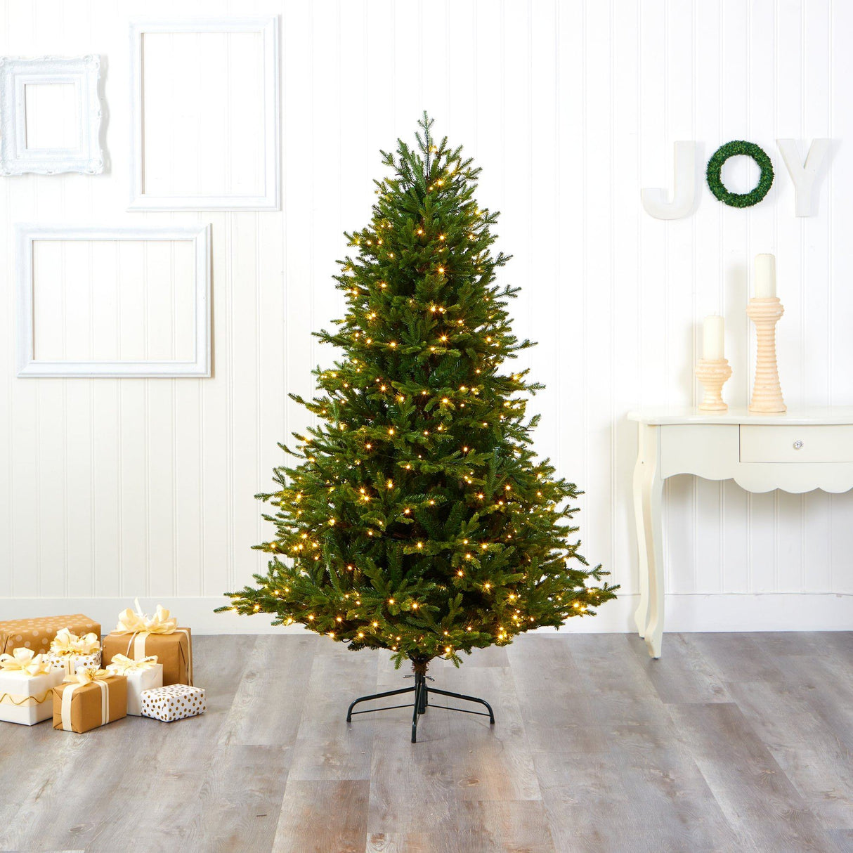 6’ Wyoming Spruce Artificial Christmas Tree with 400 Clear LED Lights and 1045 Bendable Branches