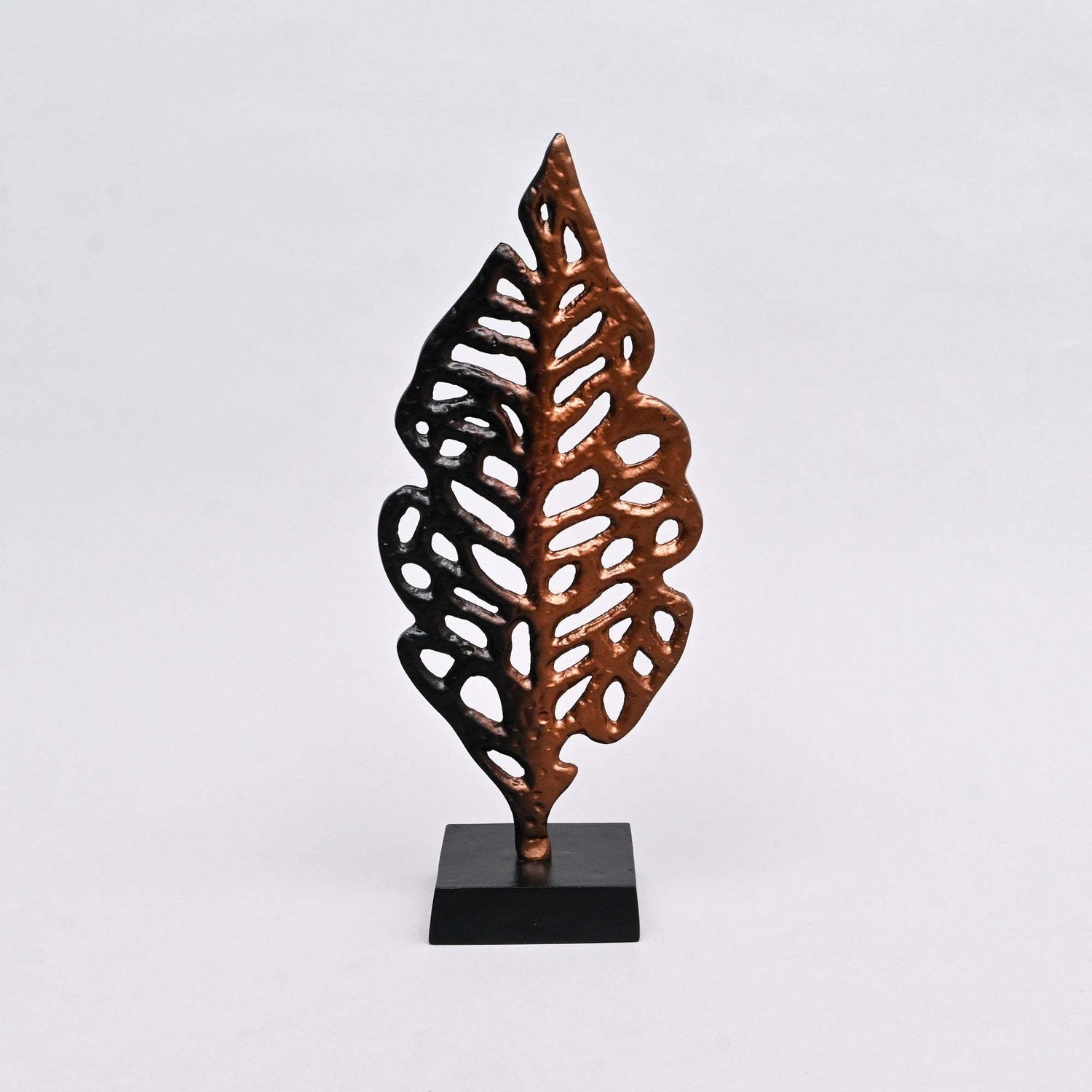 Ornate-Gold-Aluminum-Leaf-Table-Sculpture-on-Black-Base-–17.5'-Elegant-Décor-Accent-