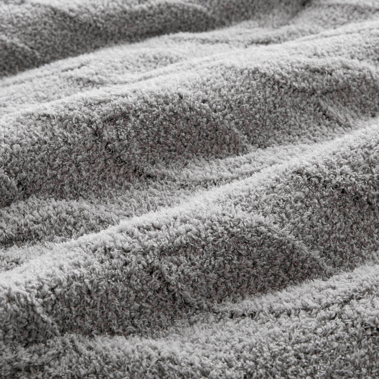 3 Pieces Full/Queen Cable Knit Chenille Comforter SetGray