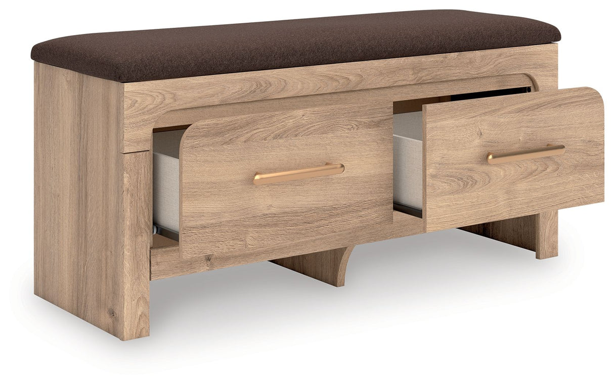 Kinlanni - Bedroom Upholstered Storage Bench - Tan / Brown