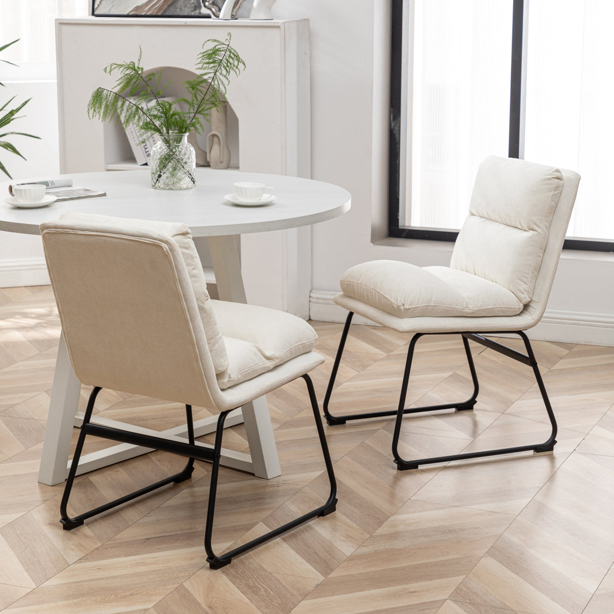 Innes 5-Piece Round Dining Set