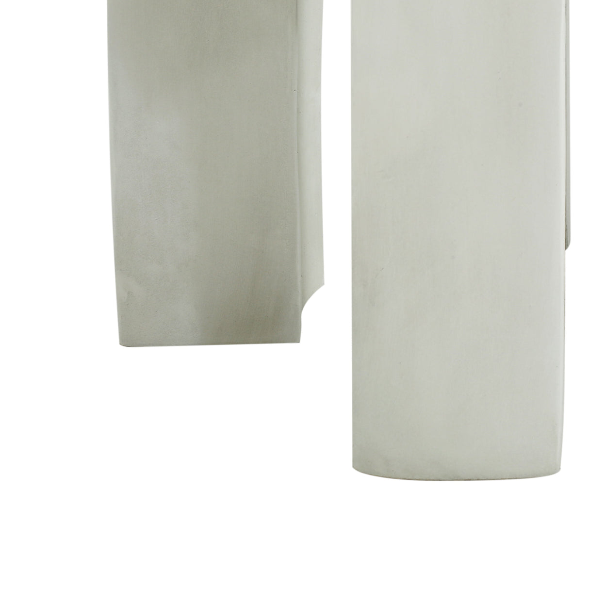 Outdoor MGO Round Top Side Table in Antique White