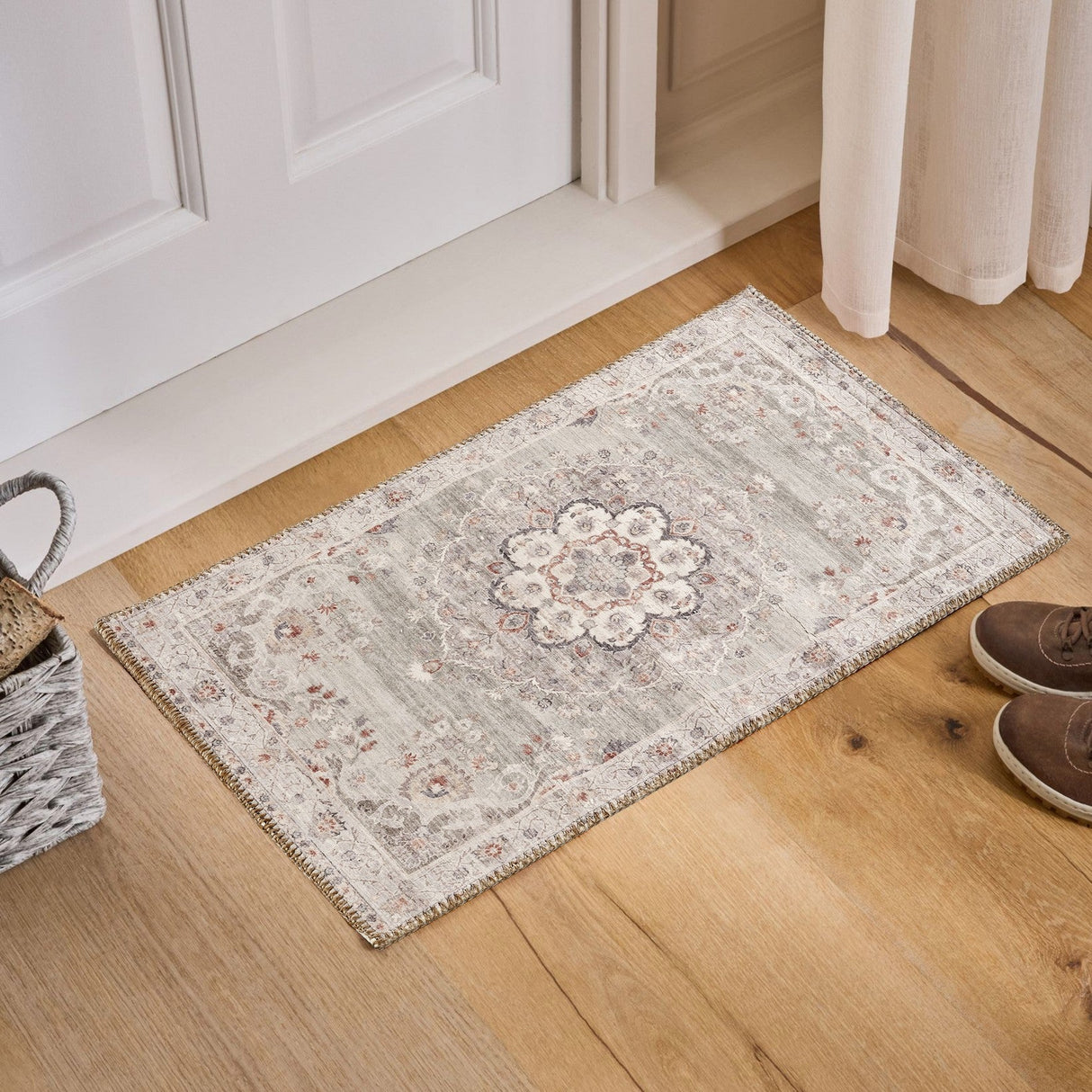 Oxford Collection Area Rug