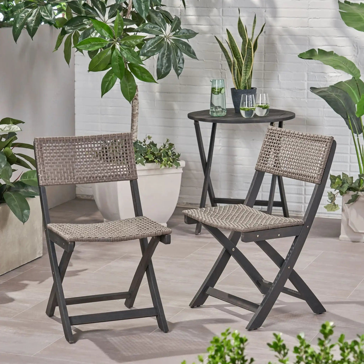 Bistro Foldable Chair With Wicker Backrest