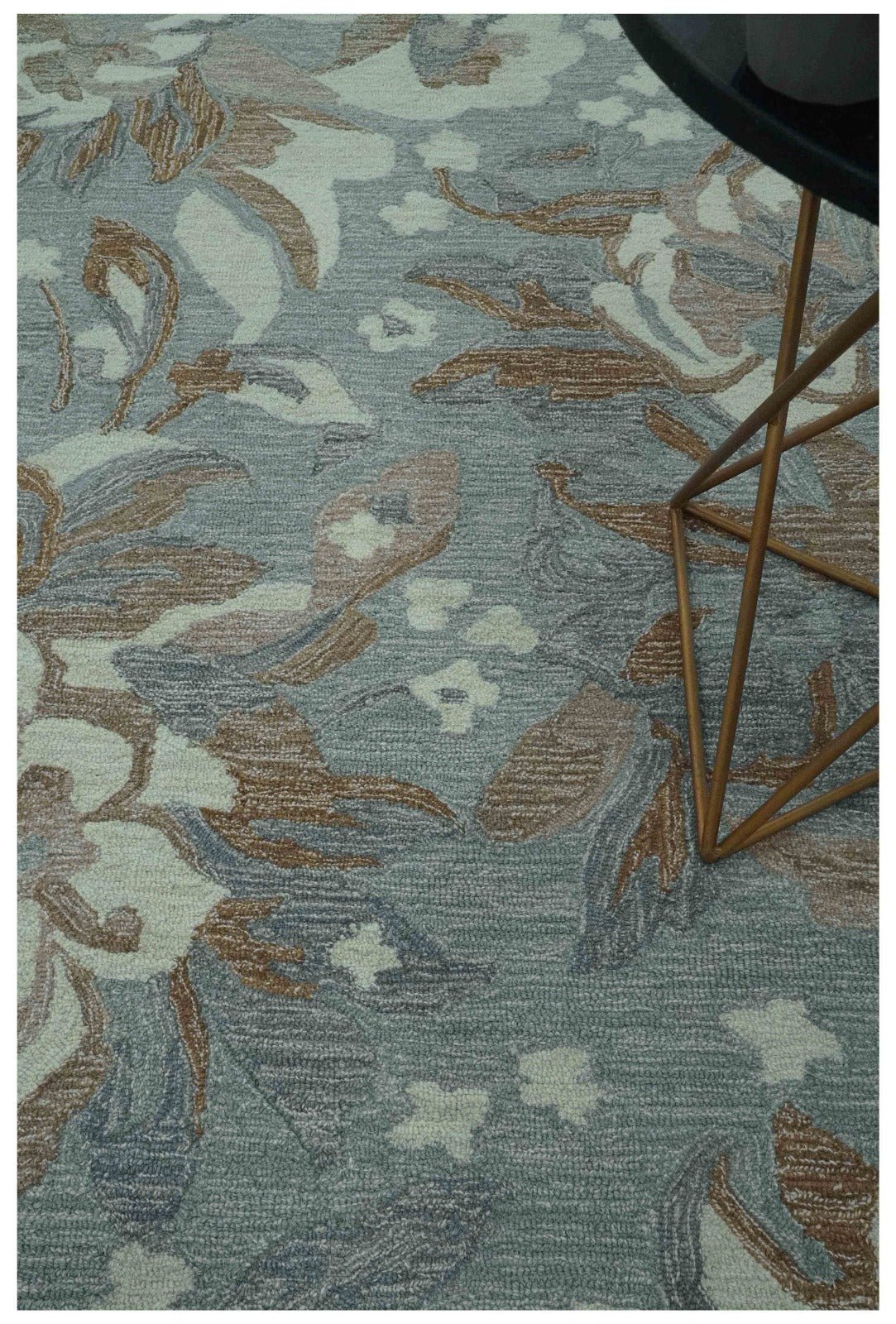 Beautiful Blue, Ivory and Olive Floral Design 8x10 Hand Tufted wool Rug