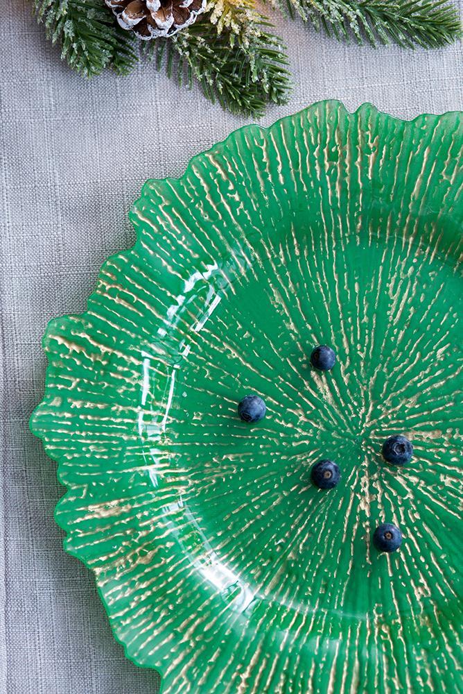 Plastic Charger Plate (Set of 8) with Elegant Design - Black, Green, or Red