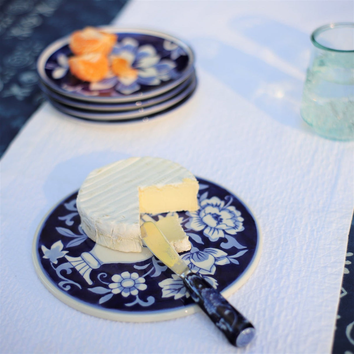 Blue Garden Stoneware Trivet – 8" x 8" - Tuesday Morning - Trivets