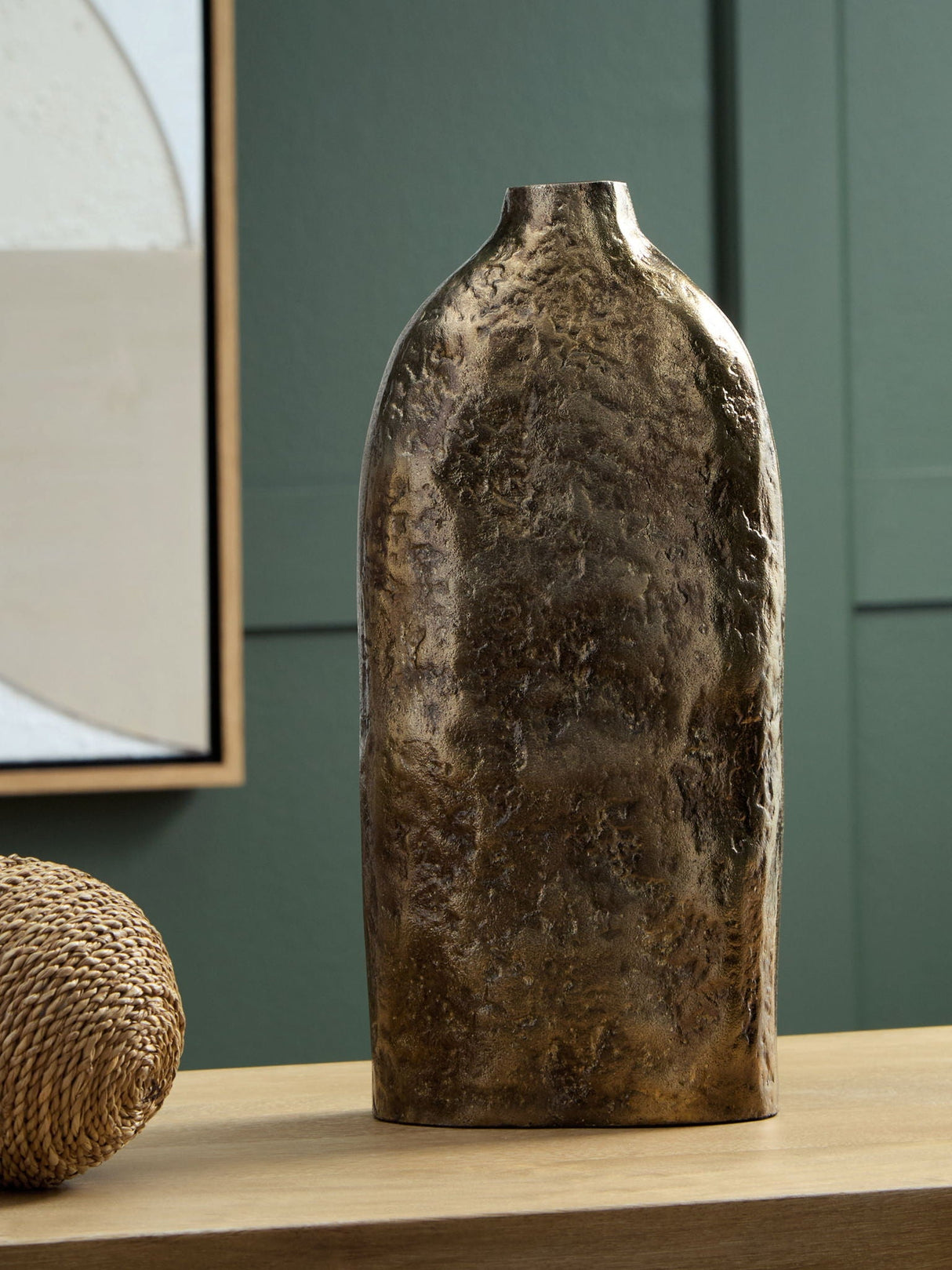 Wallmond - Vase