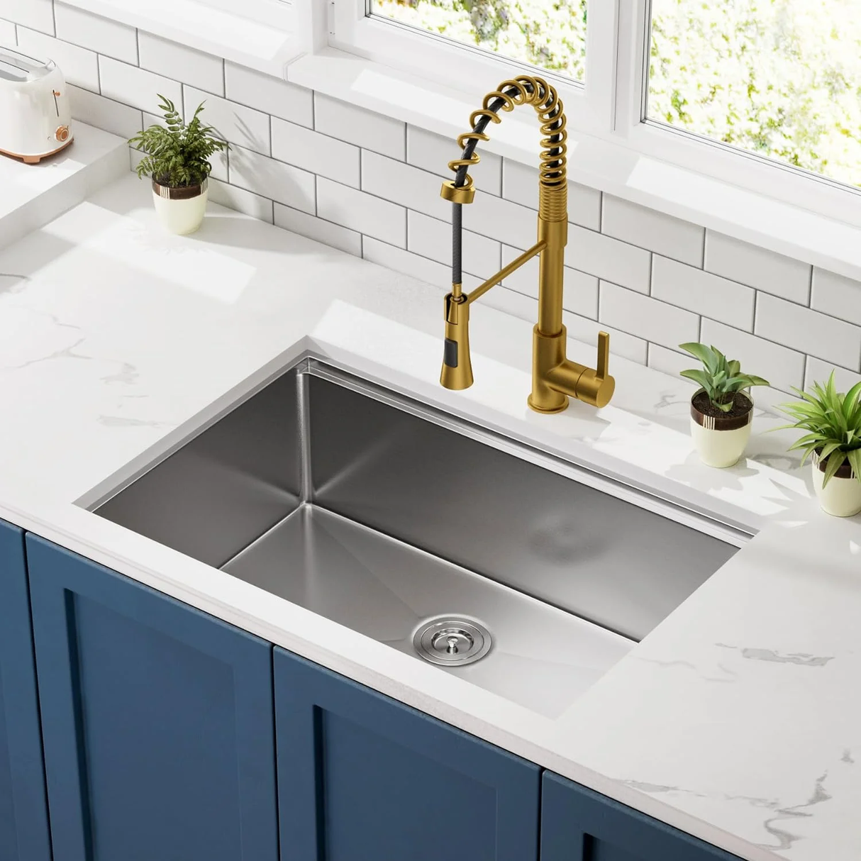 32" x 18" Undermount Workstation Sink