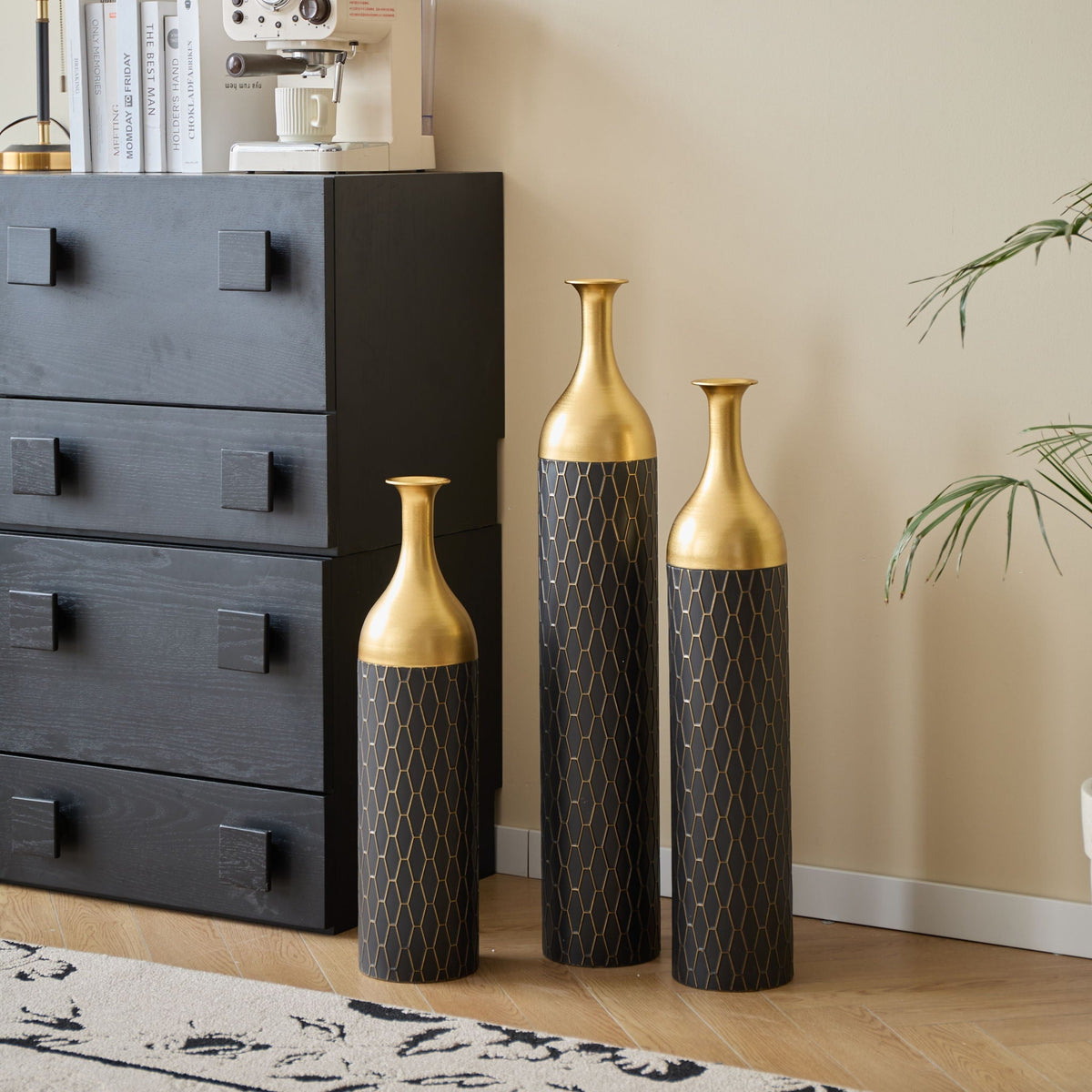 Elegant Floor Vase Set Metal Decorative Vases 3 Piece Set For Floral Display, Wedding & Gift Decor - Gold / Black