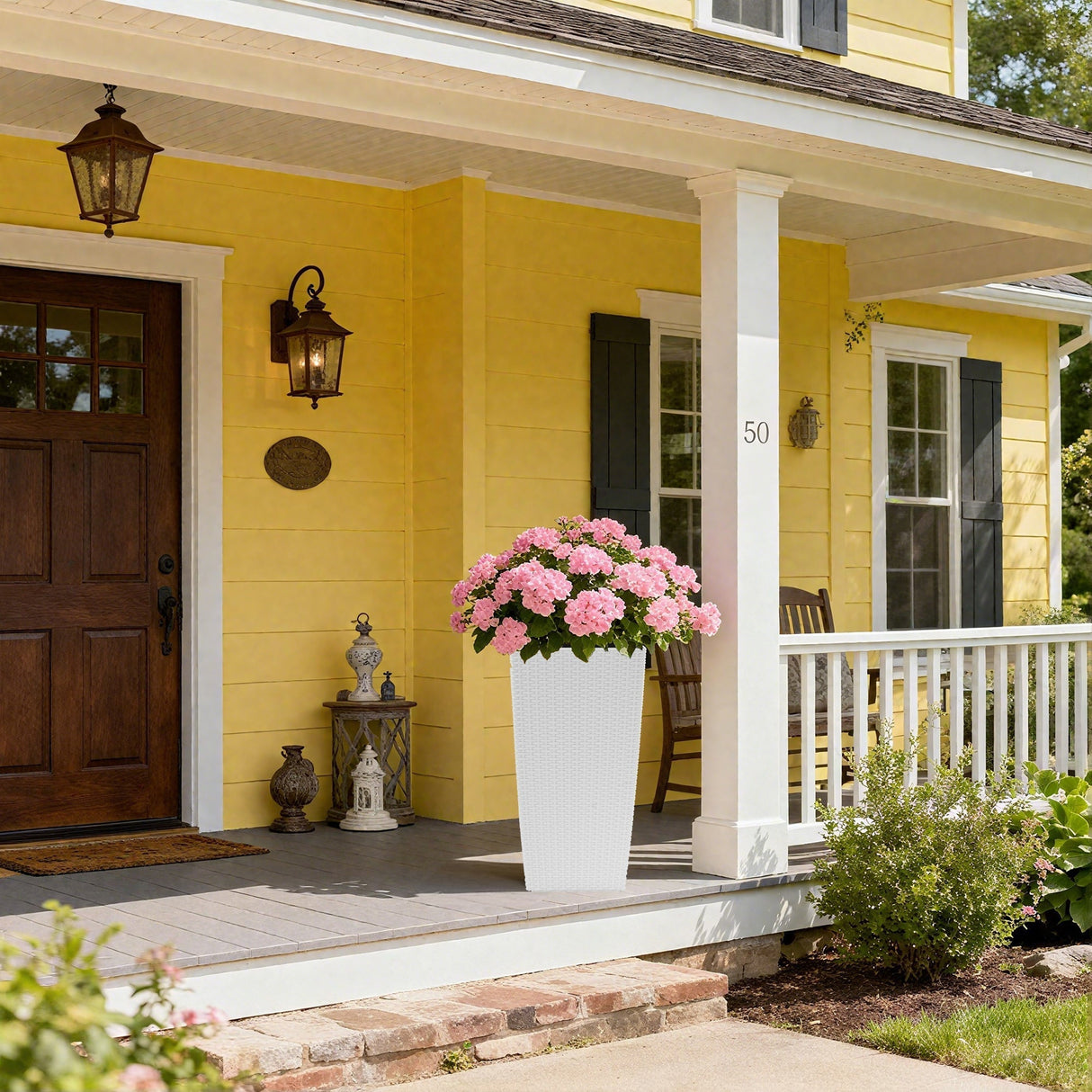 Pack of 2 Square Planters with Automatic Watering System - 22 Inch