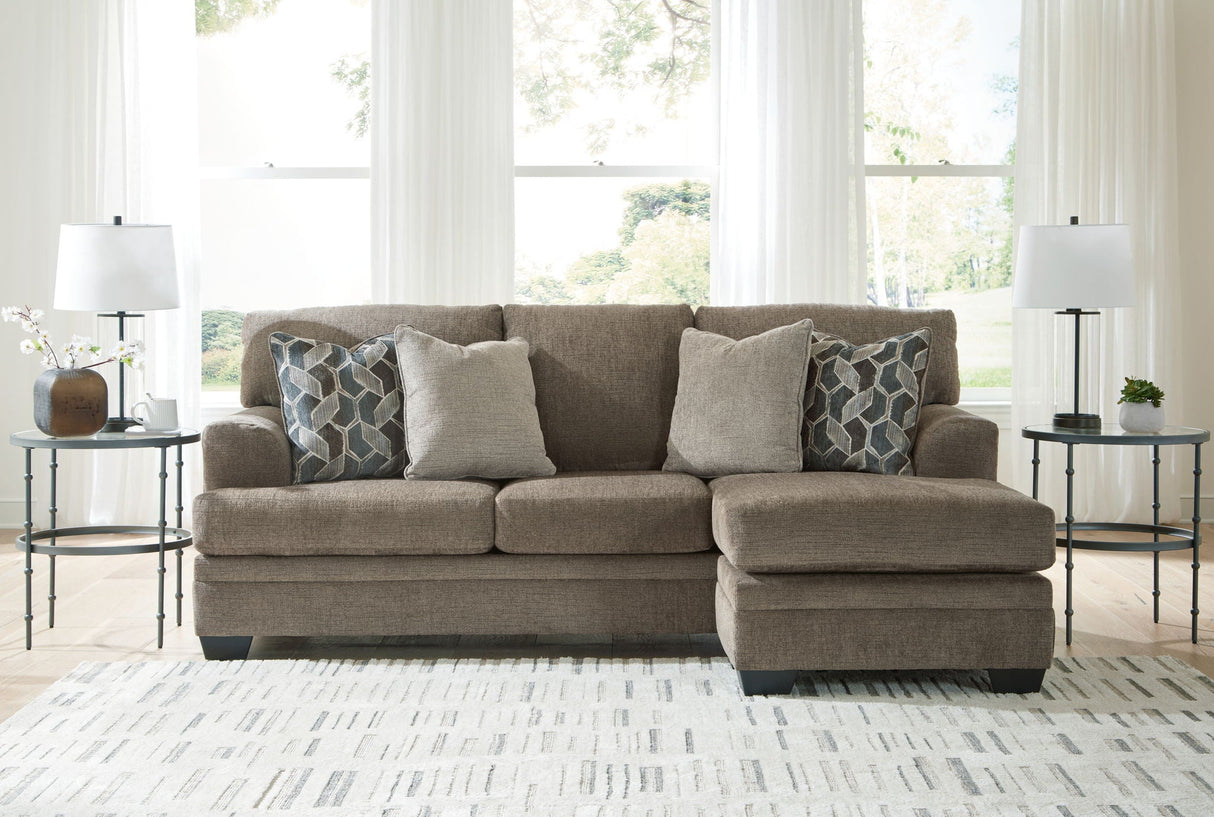Stonemeade - Sofa Chaise