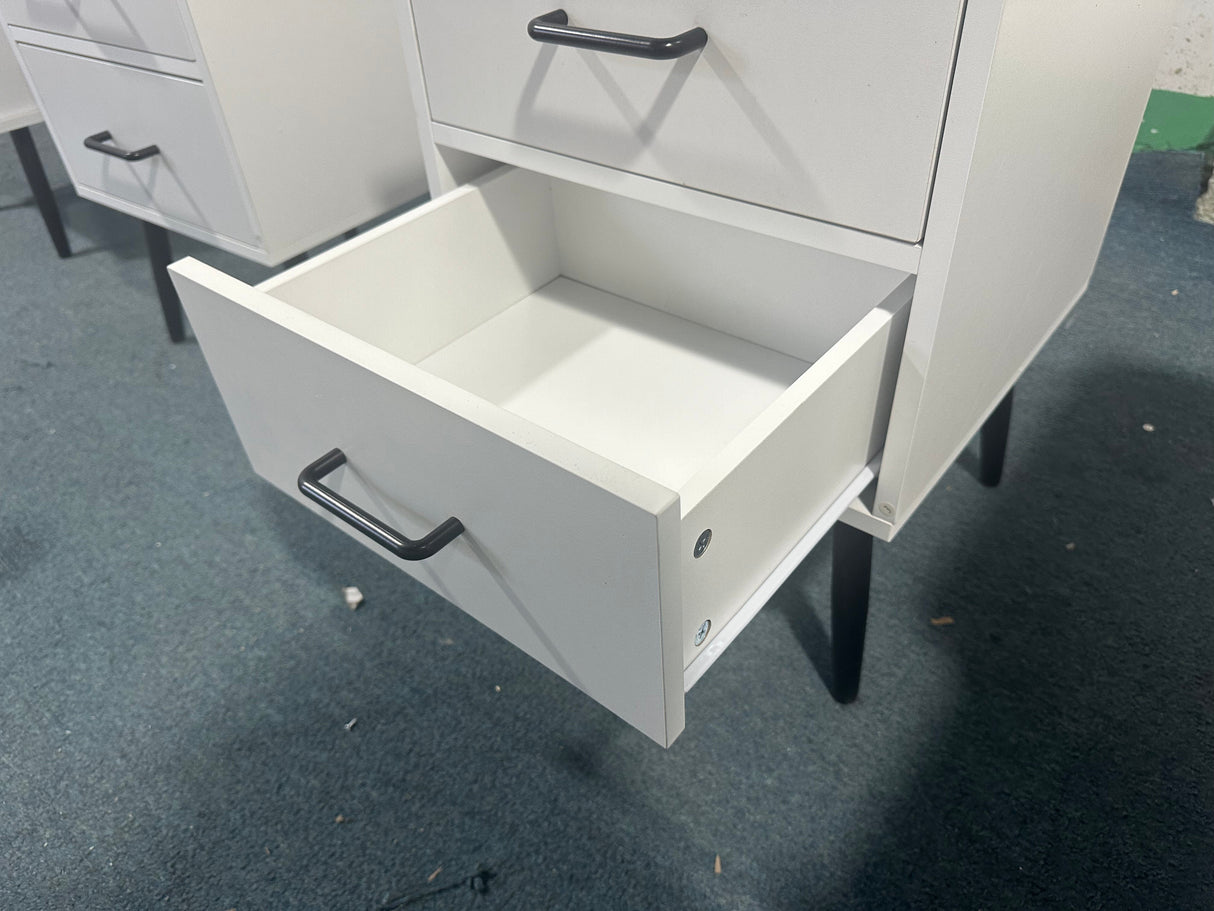 Modern 2-Drawer Nightstand