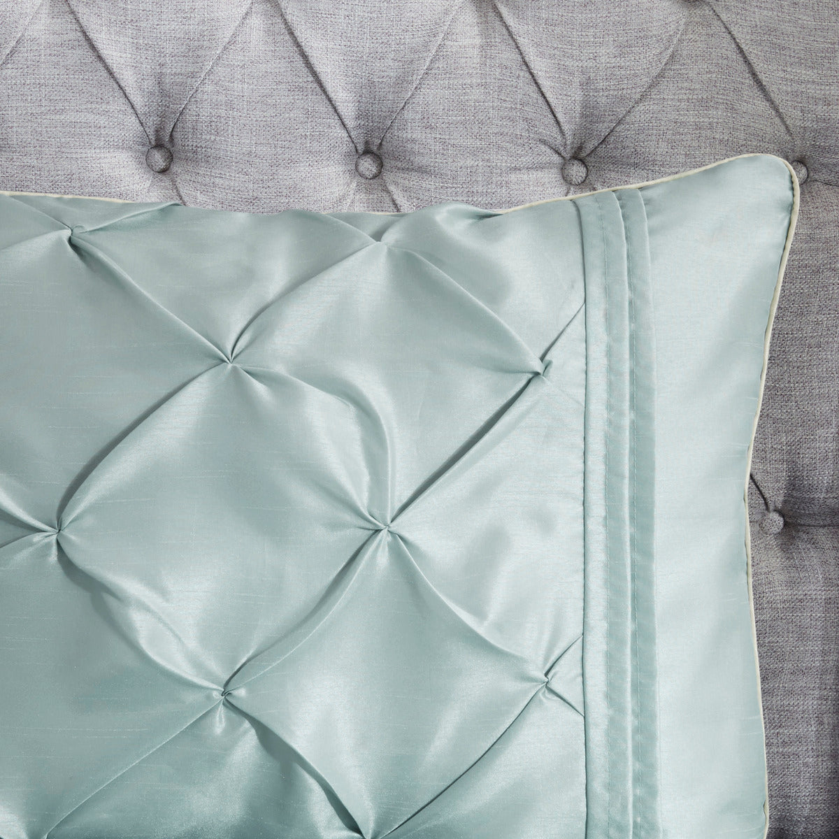 7 Piece Tufted Comforter Set Seafoam Queen
