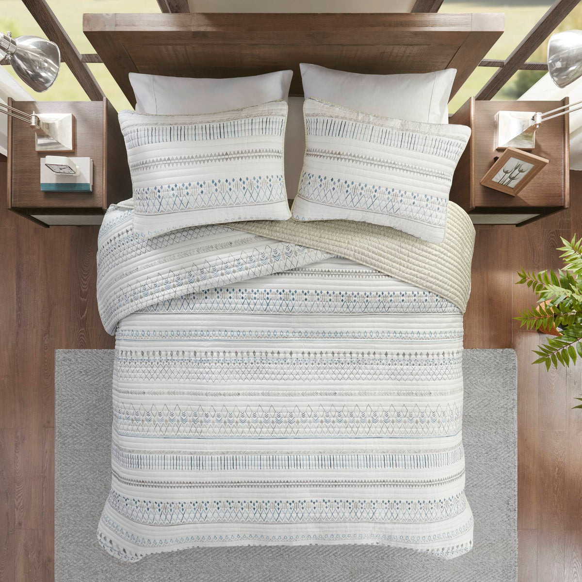 Printed Microfiber Seersucker Quilt Set with Reversible Design - Taupe/Blue