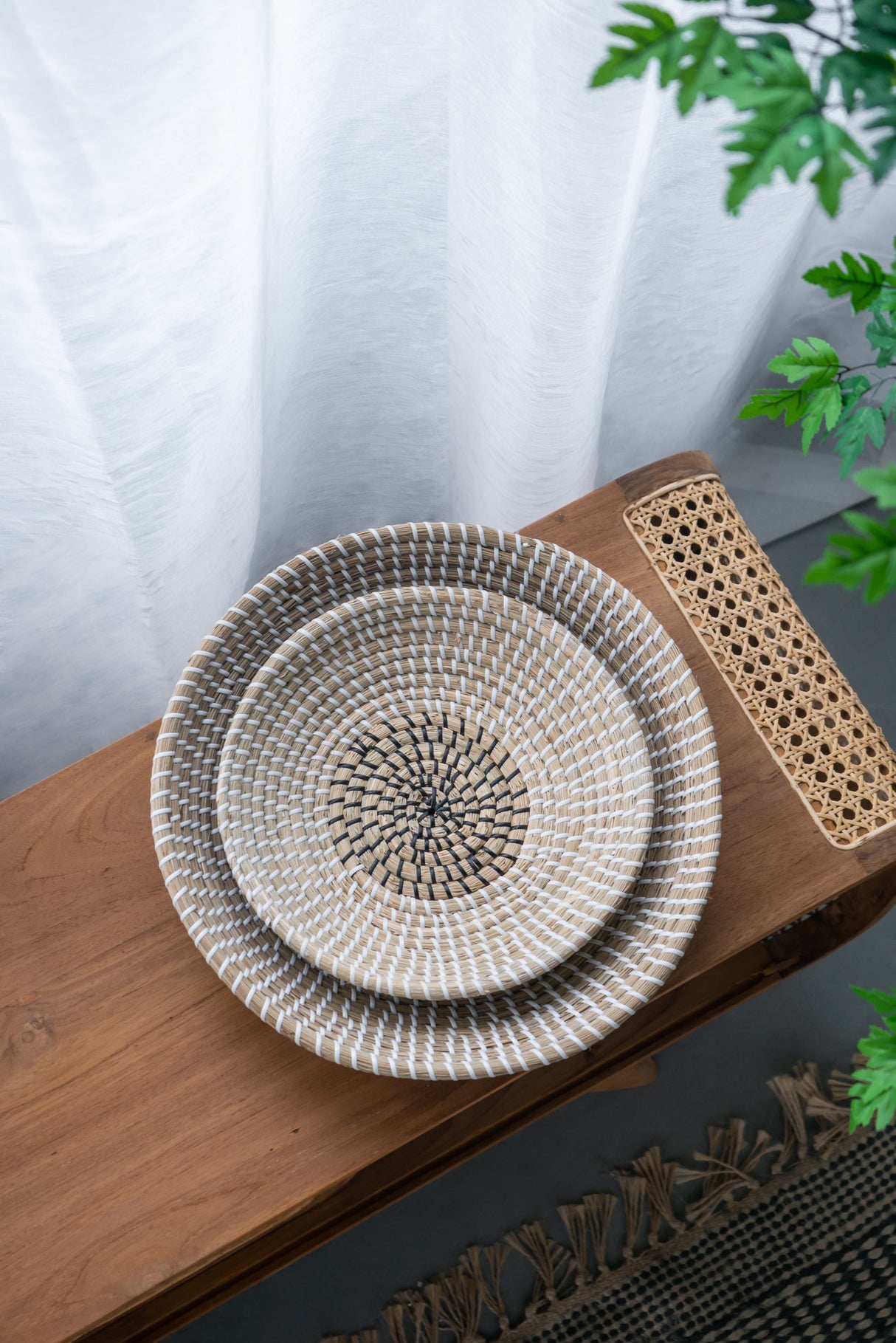 S/2 Kira Woven Seagrass Bowls