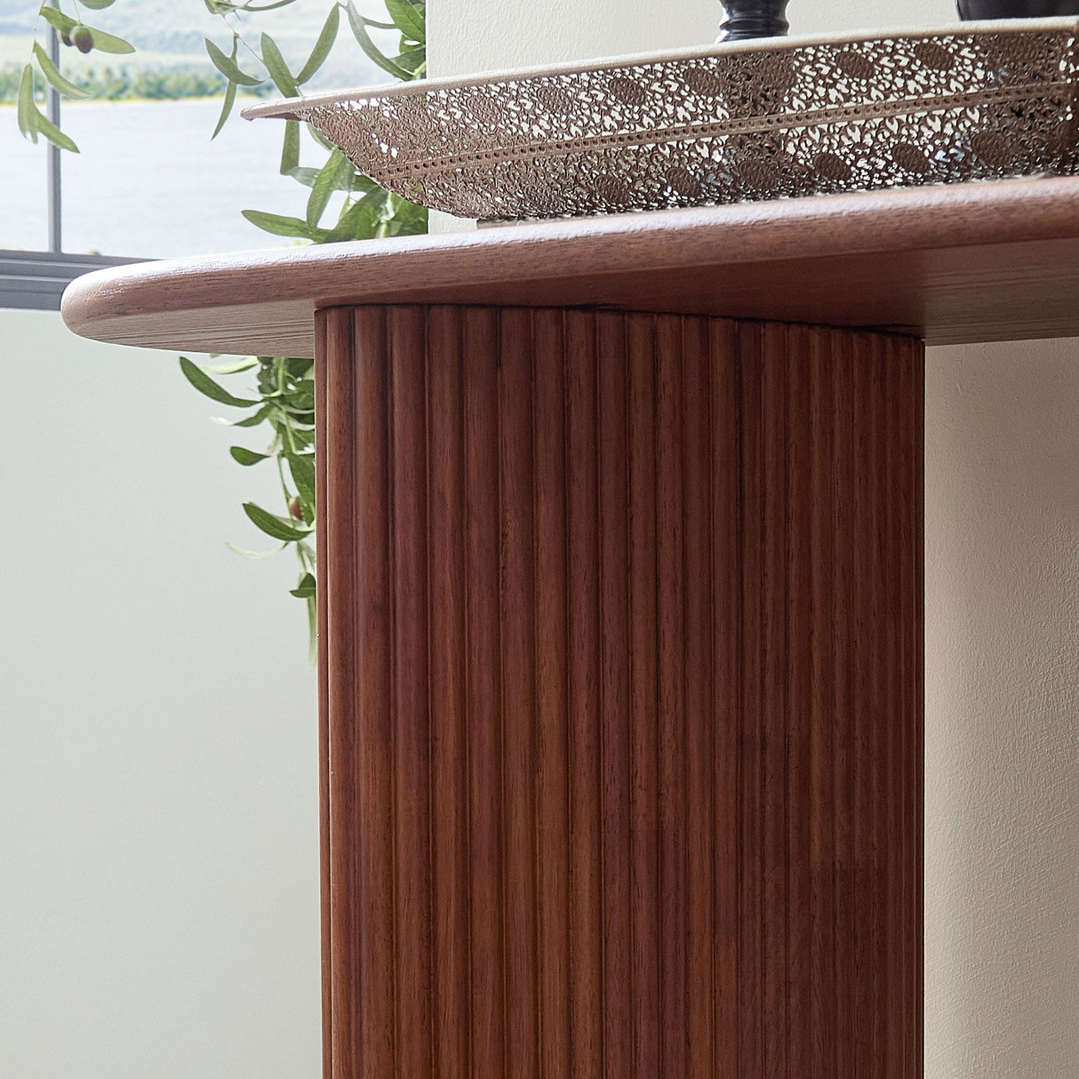 Modern 59.1 Inch Entryway Table for Living Room
