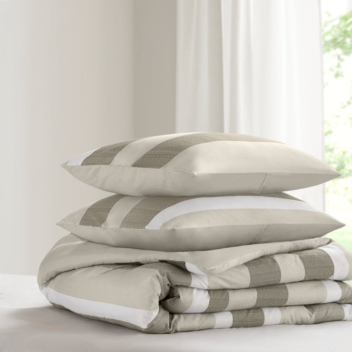 3-Piece King/Cal King Stripe Textured Print Comforter Set