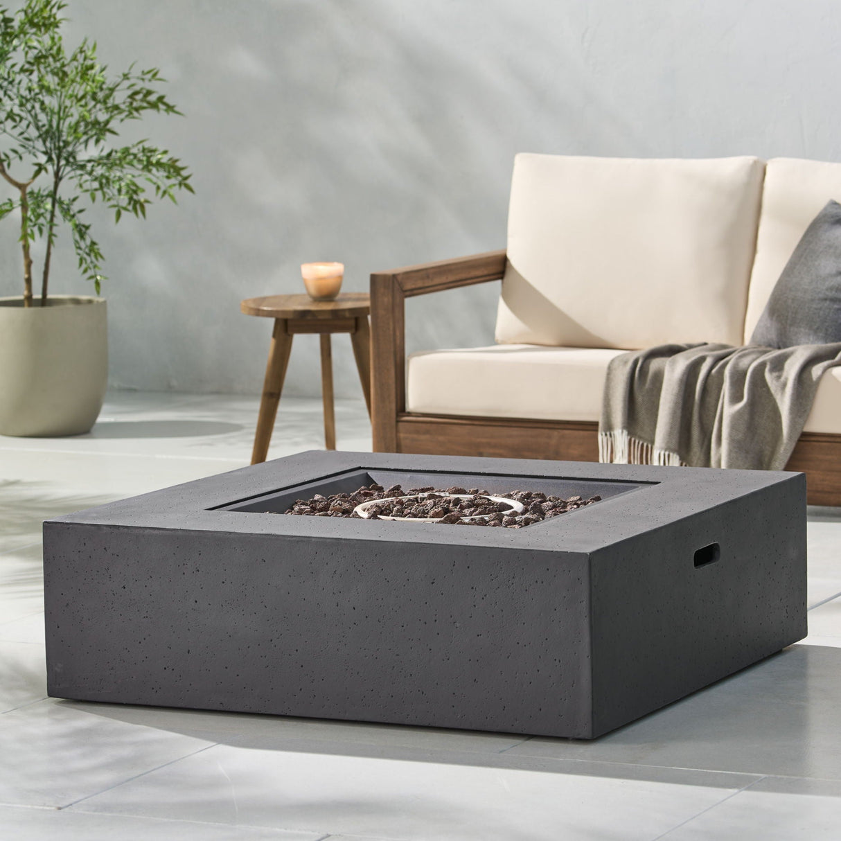 Modern 50, 000 Btu Square Fire Table With Propane Tank