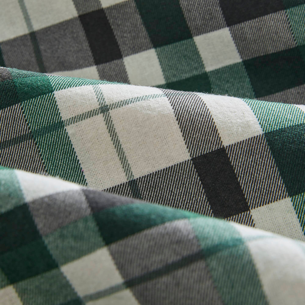 4 Pieces Queen 100% Cotton Flannel Printed Sheet Set Finton