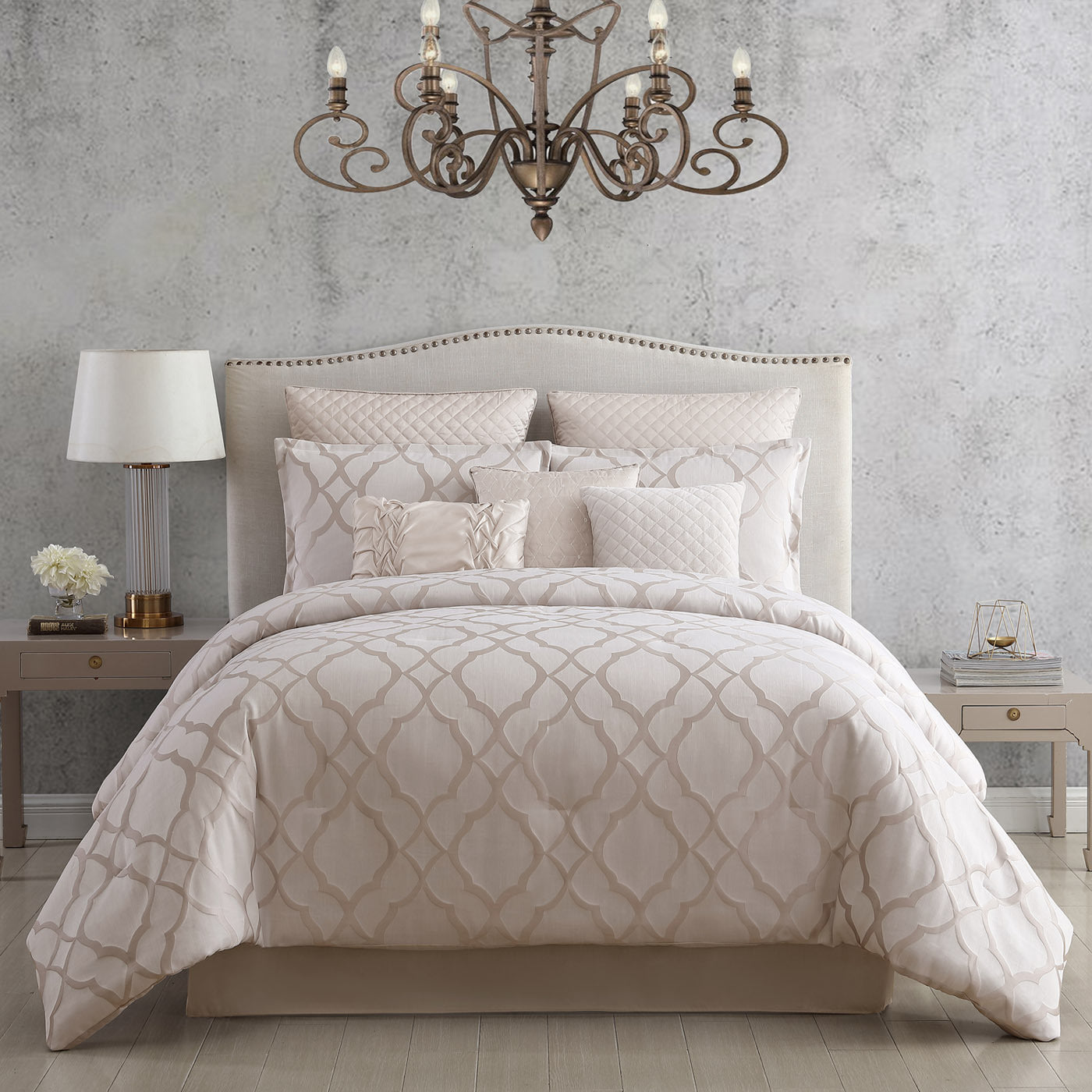 Tinley-White-and-Silver-Jacquard-Comforter-Ensemble-Quilts-&-Comforters