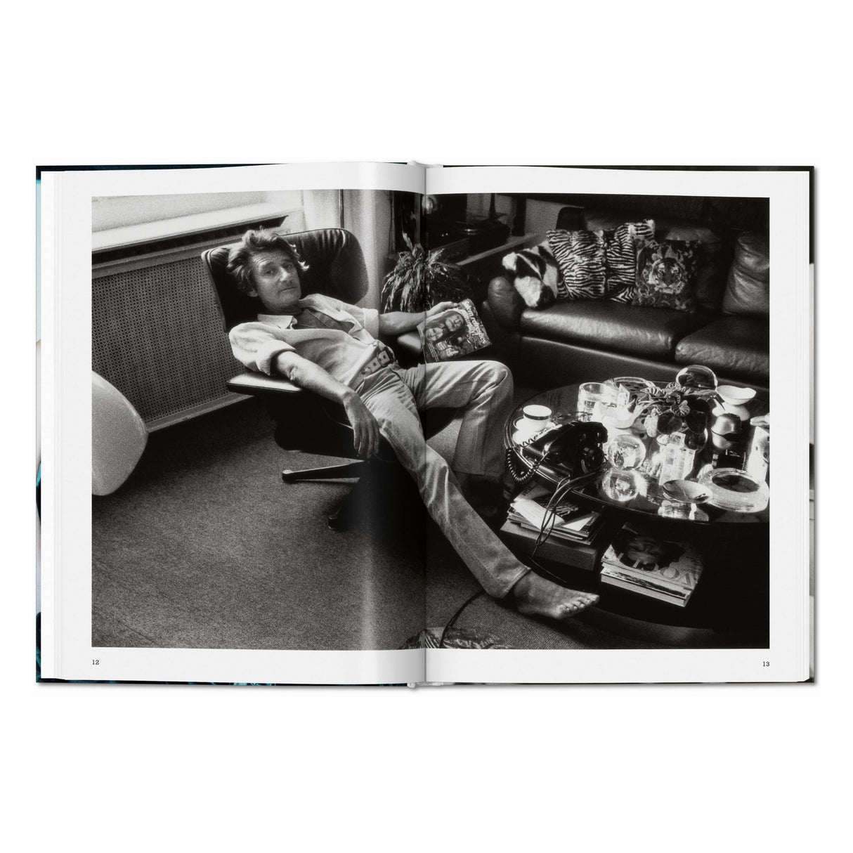 Helmut Newton & Alice Springs. Us and Them (German, French, English)