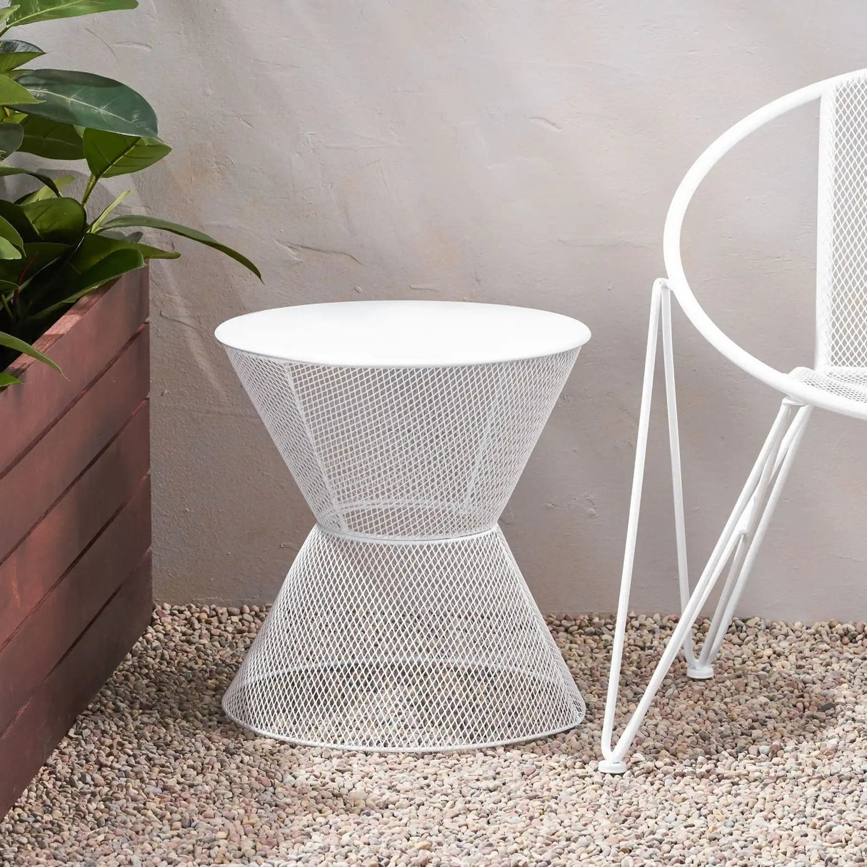 Nevada - Contemporary Side Table With Design