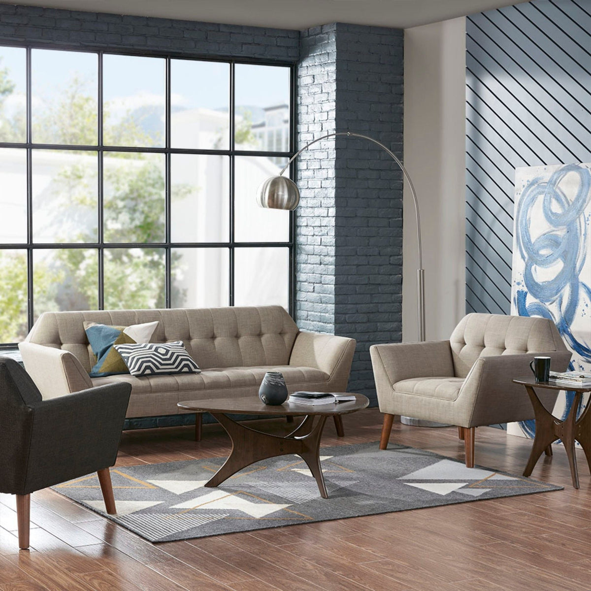 Modern Lounge Chair With Button Tufting