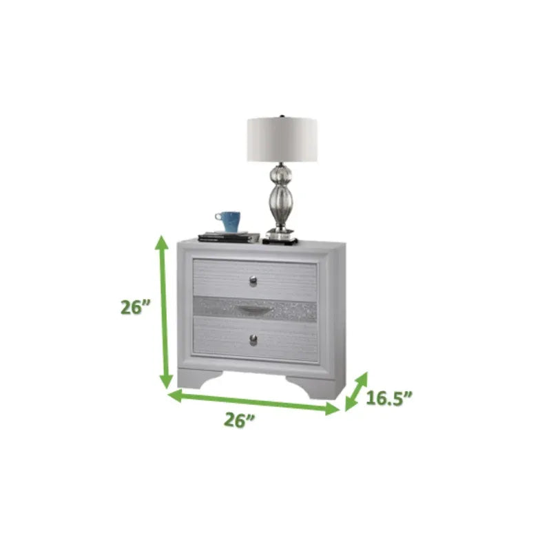 Traditional Style Queen 4-Pc Storage Bedroom Set Made with Wood in White