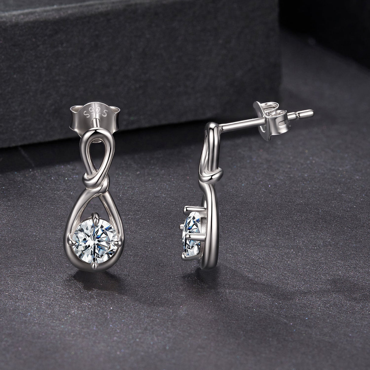 925 Sterling Silver 0.5 Carat Moissanite Earrings for Women