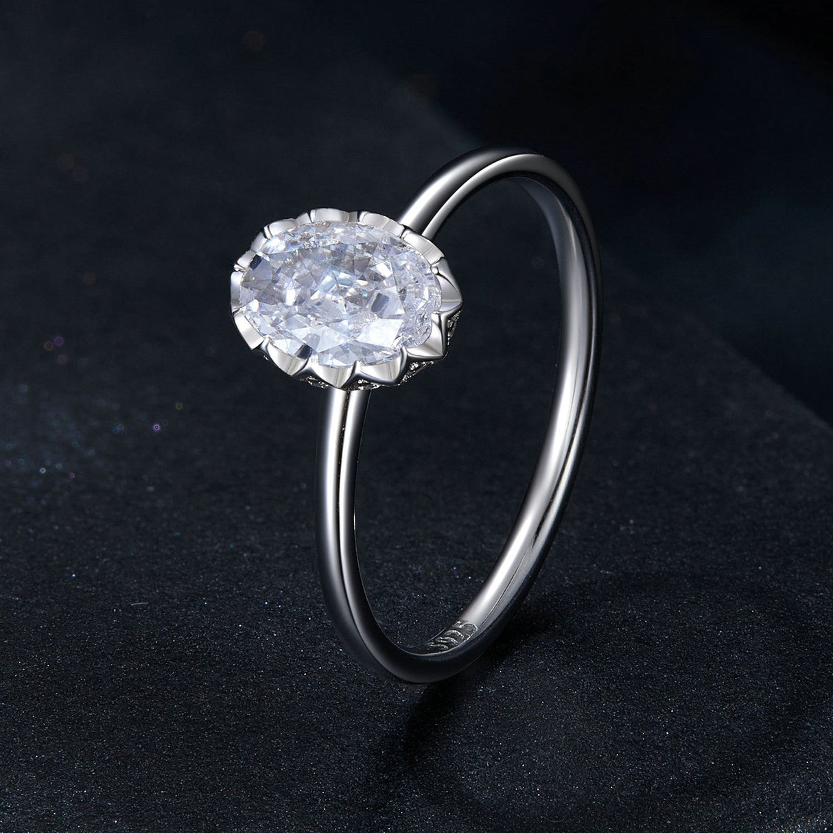925 Sterling Silver 1.6mm Moissanite 1ct Ring in Size 6 for Women