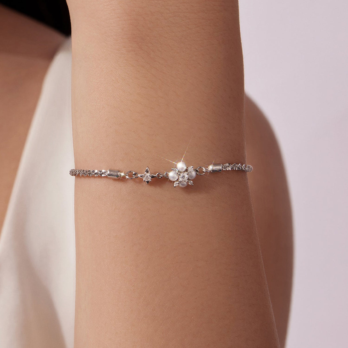 925 Sterling Silver Adjustable Moissanite & Natural Pearl Bracelet for Women