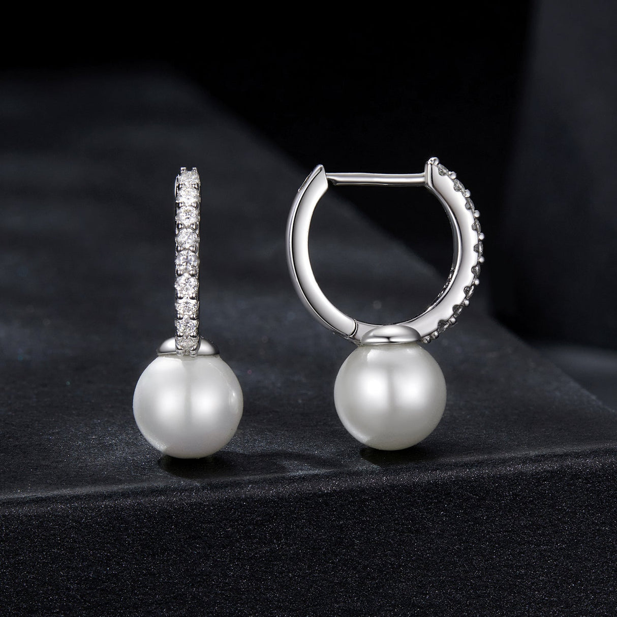 925 Sterling Silver Moissanite 0.15 Carat Earrings with Quality Shell Pearl for Women