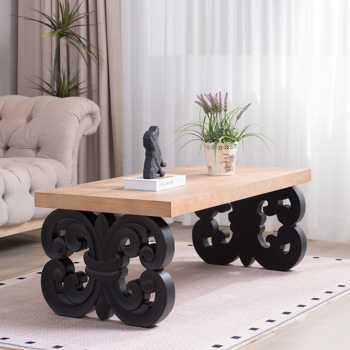 Black Scroll Base Coffee Table – 47' Rectangular Wood Living Room Table with Natural Top – Modern Farmhouse Accent Table – Elegant Centerpiece with Ornate Carved Design