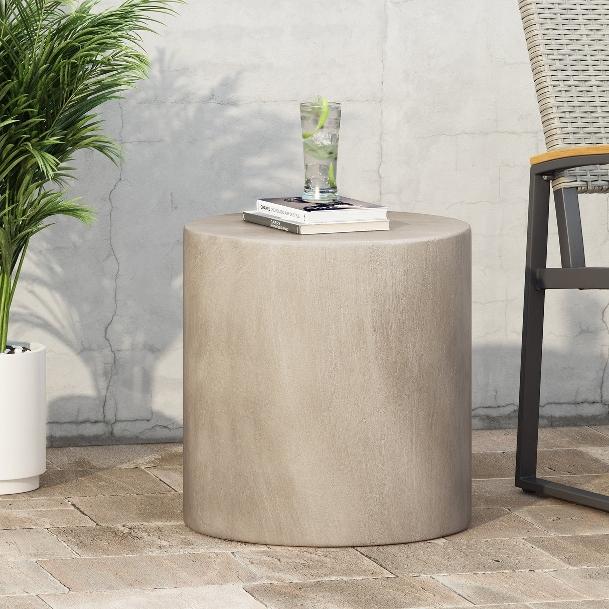 Outdoor Lightweight Concrete Side Table, Light Gray