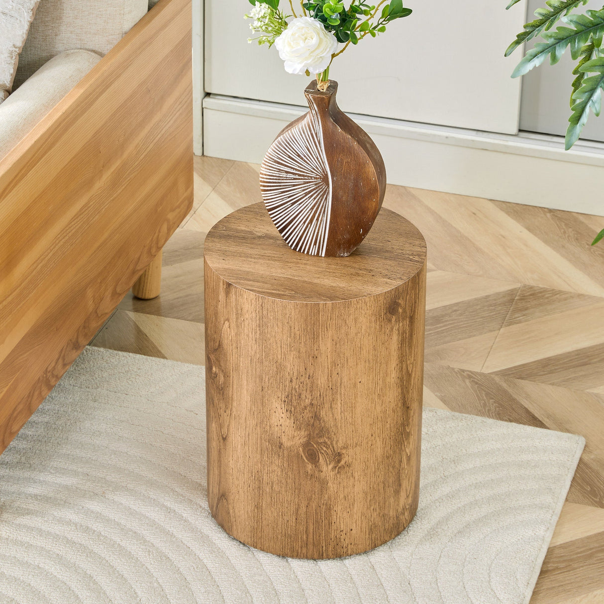 Simple Wood Grain Cylindrical Coffee Table