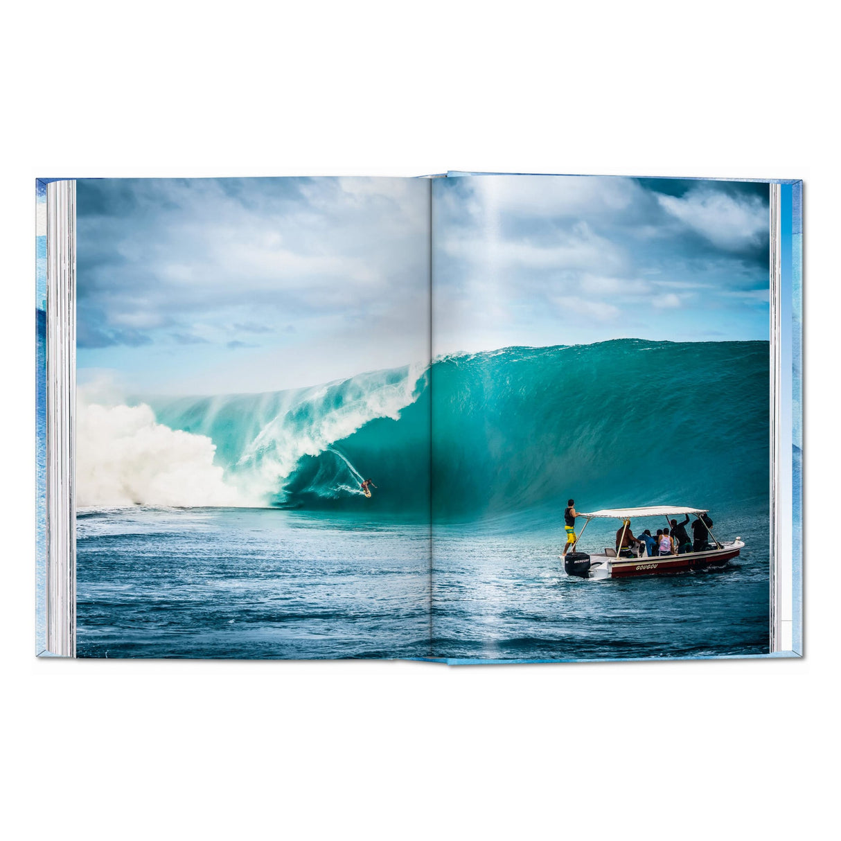 Surfing. 1778–Today. 45th Ed. (English)