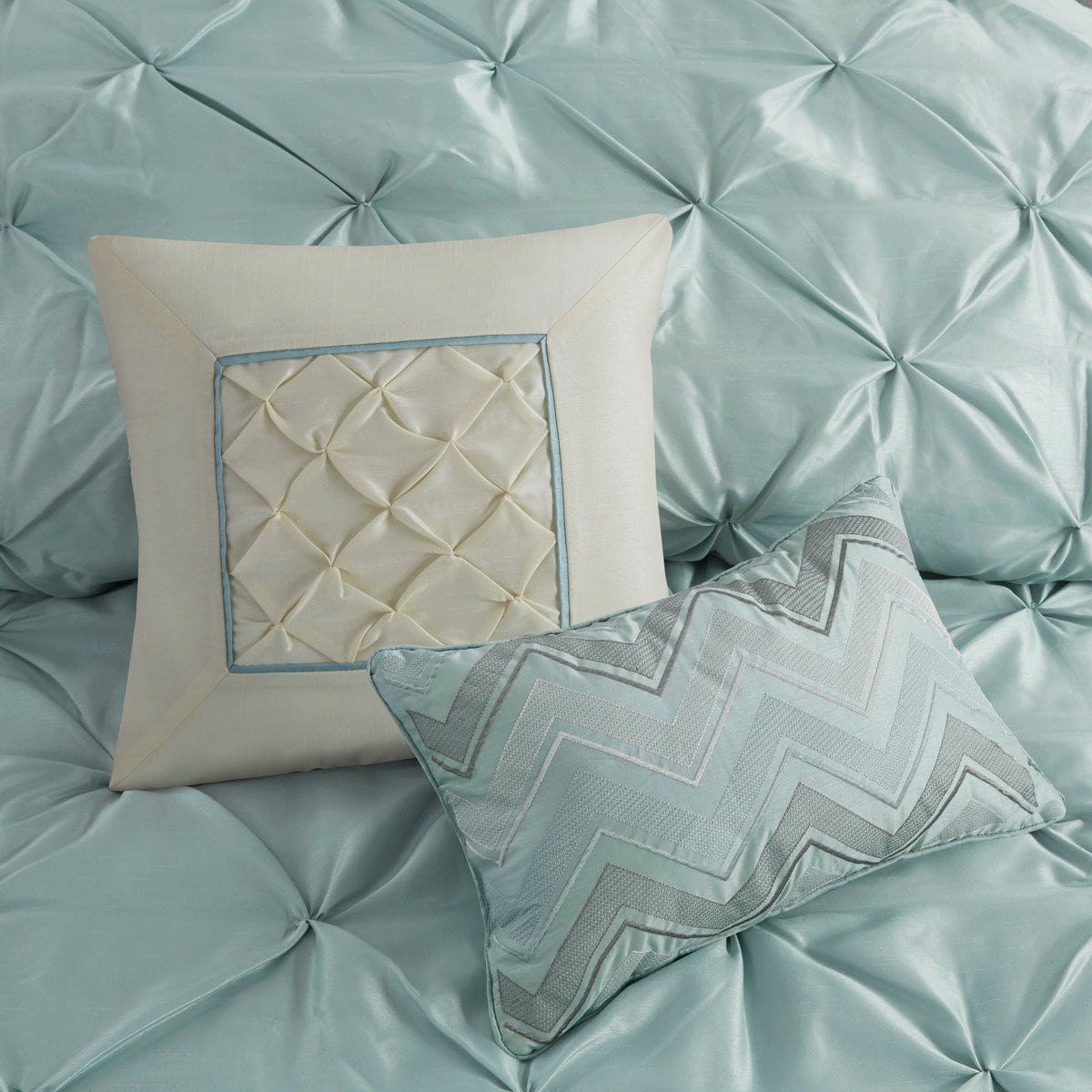 7 Piece Tufted Comforter Set Seafoam Queen