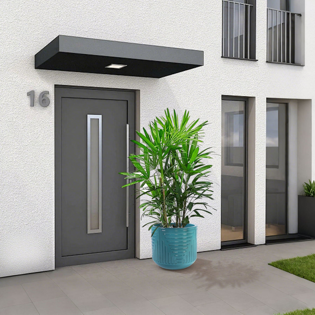 Versatile Flowerpot Planter for Patio, Garden, Windowsill