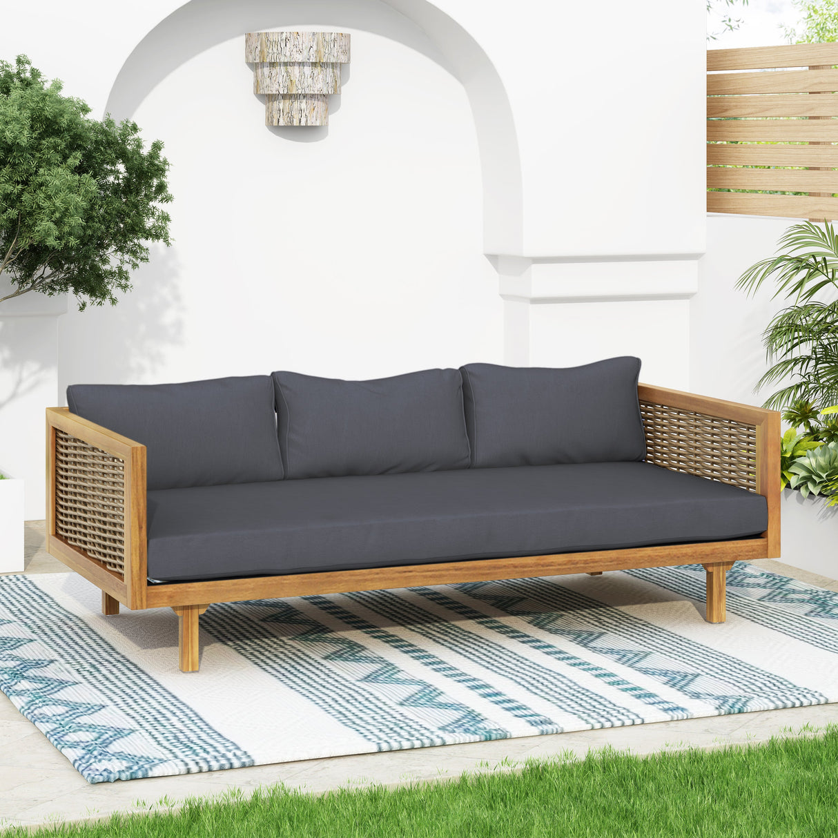 Claremont 3 Seater Daybed With Rattan Arms