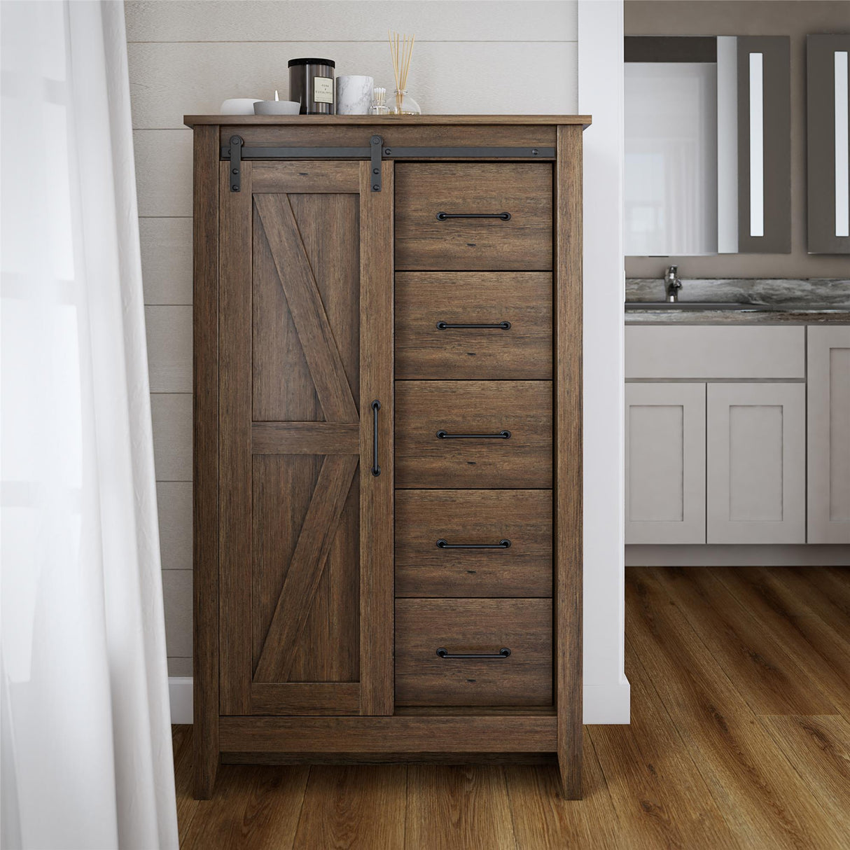 Alton Gentleman's Chest